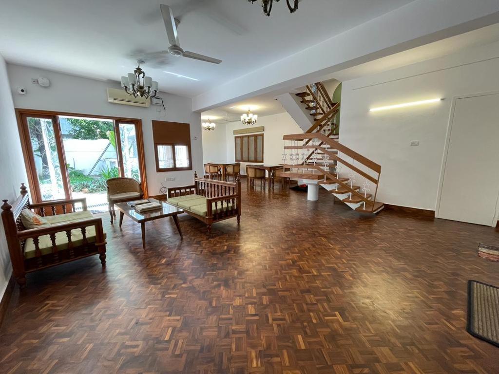 Hanu Reddy Residences - Nawab Habibullah Avenue Chennai Exterior foto